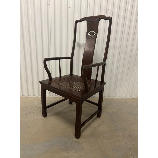 Beautiful vintage Henredon Ming arm chair with cane seat. Great accent chair or captains chair for your dining table....