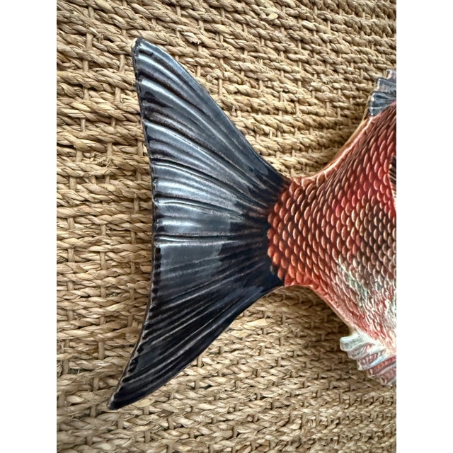 Bordallo Pinheiro Early 20th Century Bordallo Pinheiro Portuguese Majolica Fish Plate Platter For Sale - Image 4 of 11