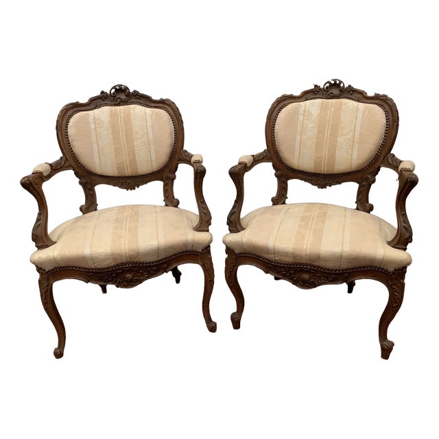 20th-Century Rocaille Walnut Armchairs, Set of 2 For Sale
