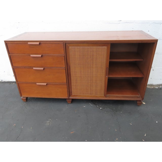 Brown Tomlinson Mid Century Modern Long Credenza Sideboard Media Console 6437a For Sale - Image 8 of 17