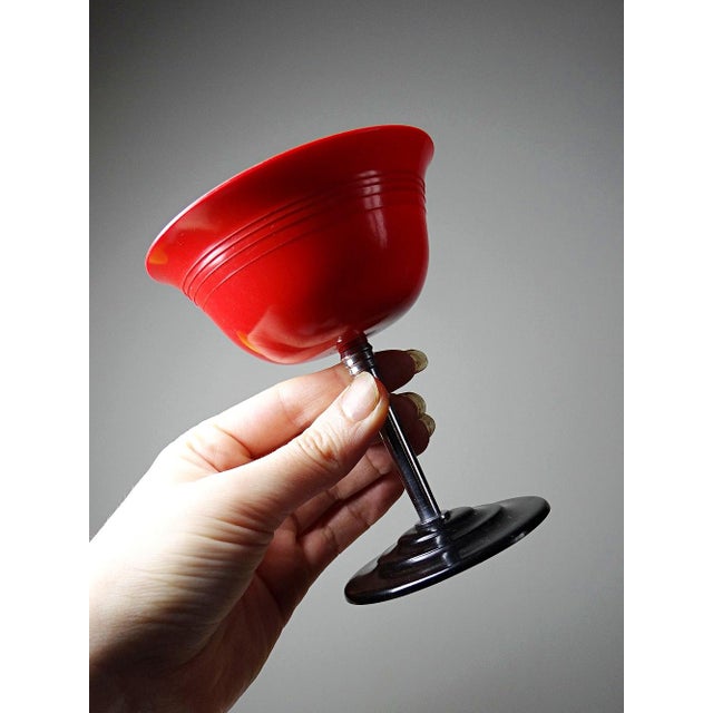 Vintage Art Deco Dessert Bowls from Nudawn & Catalin, Canada, 1930s, Set of 4 For Sale - Image 4 of 10