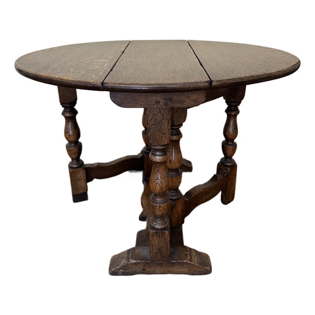 18th Century English Gateleg Side Table For Sale