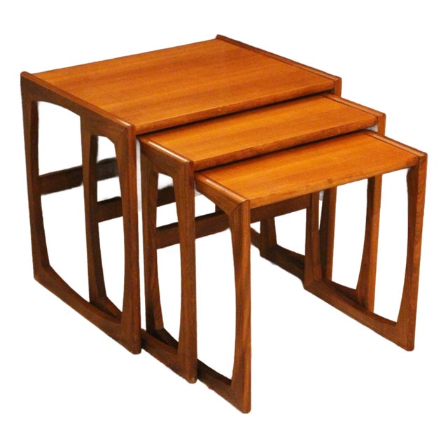 Circa 1960s Mid Century Modern English Nest of 3 Tables, Quadrille by G Plan For Sale