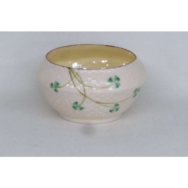 Belleek Ireland Porcelain Shamrock Pattern Cream Yellow Luster Sugar Bowl 4685b For Sale - Image 9 of 14