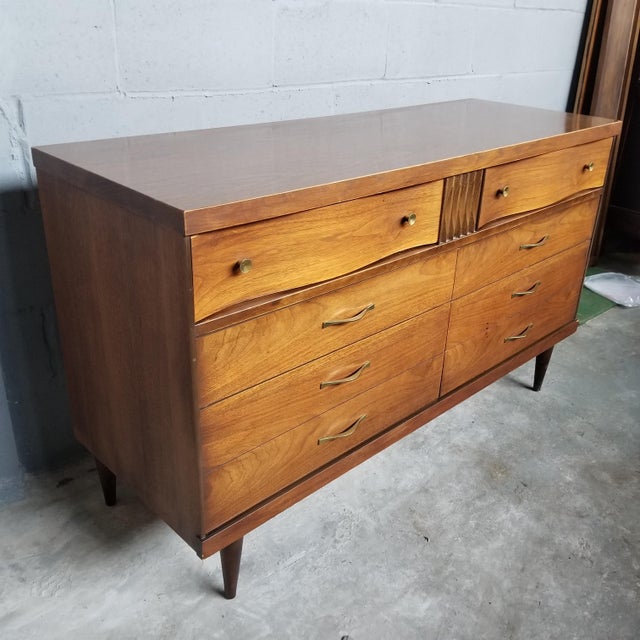 1960s Bassett Furniture Mid Century Walnut Lowboy Double Dresser Chairish