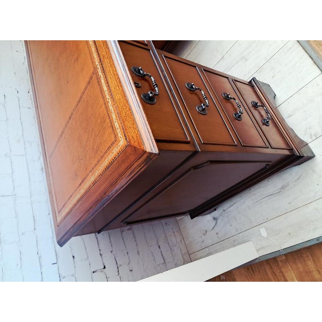 Antique Twin Pedestal Desk in Mahogany with Leather Top, 1980s For Sale - Image 10 of 18