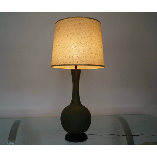1960’s Mid-Century Modern Pottery Ceramic Table Lamp For Sale - Image 9 of 12