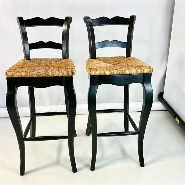 1980s Vintage Boho Chic Farmhouse Rush Seat Ladderback Barstools - A Pair For Sale - Image 4 of 17