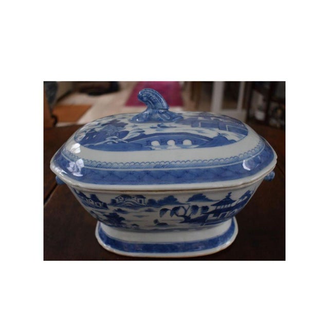 Chinese export, Canton, tureen and lid. 19th century. Considerable well done restoration but offered at a fractional...