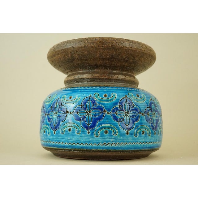 1950s 20th Century Modern Ceramic Vase with Arabesque Decoration attributed to Aldo Londi for the Bitossi Factory, Italy, 1950s For Sale - Image 5 of 18