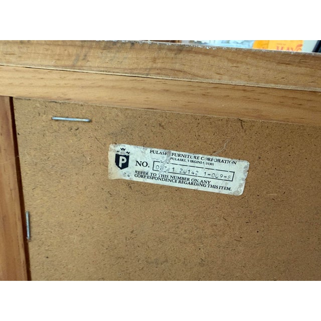 Late 20th Century Pulaski Furniture Bombe Chest of Drawers For Sale - Image 5 of 12