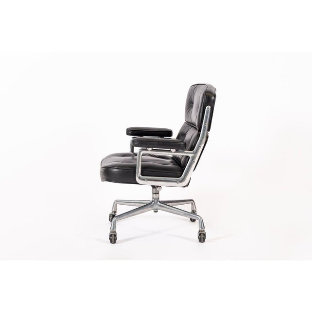 Herman Miller Eames for Herman Miller Time Life Black Leather Office Chair 1981 For Sale - Image 4 of 14