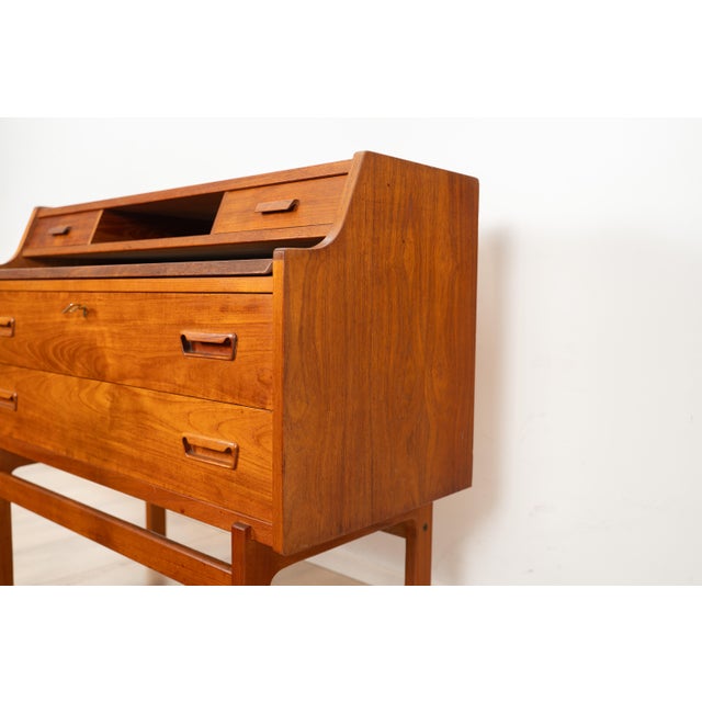 Writing Desk by Arne Wahl Iversen from Vinde Møbelfabrik, 1960s For Sale - Image 15 of 18