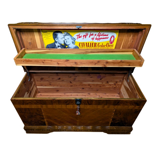 This vintage Cavalier cedar chest reflects Art Deco style, with its bold geometric wood inlay, book-matched veneer panels,...