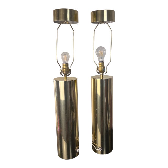 Pair of 1970s Robert Sonneman Style Hollywood Regency Lamps For Sale