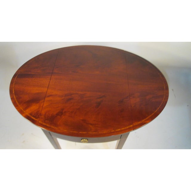 Beacon Hill Mahogany Oval Pembroke Table For Sale In Portland, ME - Image 6 of 9