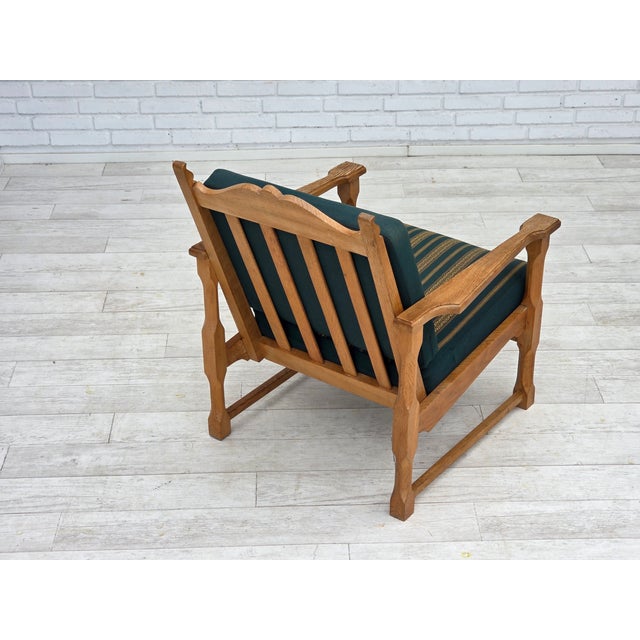 Mid-Century Modern Scandinavian Lounge Chair in Green Wool and Oak, 1970s For Sale - Image 3 of 18