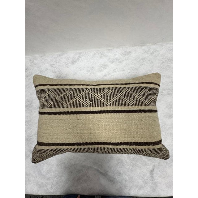 Turkish Hemp Pillow Cushion Natural Beige Brown Pillow Cushion Cover 16" x 24" For Sale - Image 4 of 4