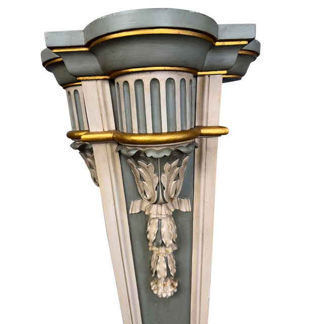 19th Century Green Neoclassical Painted and Parcel-Gilt Pedestals - A Pair For Sale - Image 4 of 18