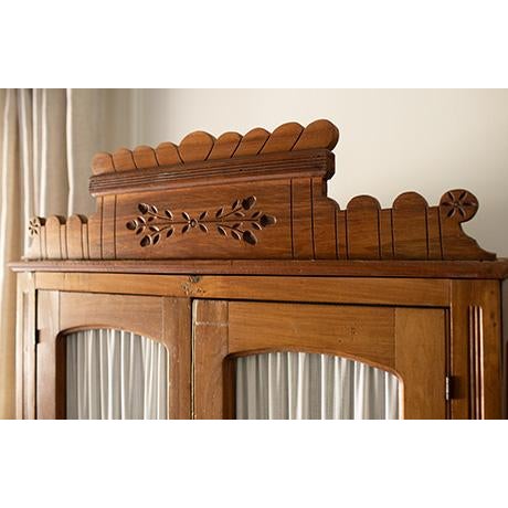 Late 18th Century Antique Country Storage Cupboard or Linen Press For Sale - Image 5 of 18