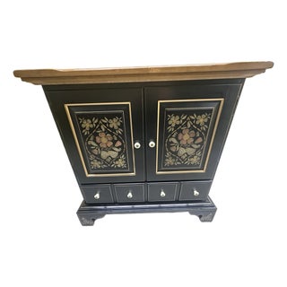 Late 20th Century Ethan Allen Hand-Painted Black Cabinet With Floral Folk Art Panels For Sale