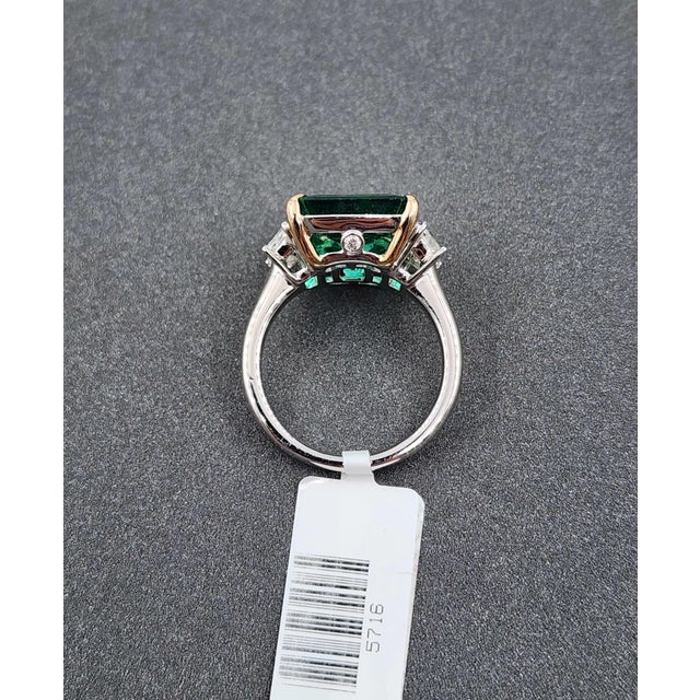 Metal 7.52 Ct GRS Certified Zambian Emerald & Diamond Ring, Size 6.5 For Sale - Image 7 of 10
