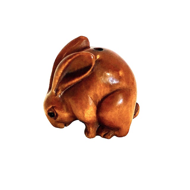 Burnt Orange Set of Nine Japanese Netsuke Rabbits From the Showa Era For Sale - Image 8 of 18