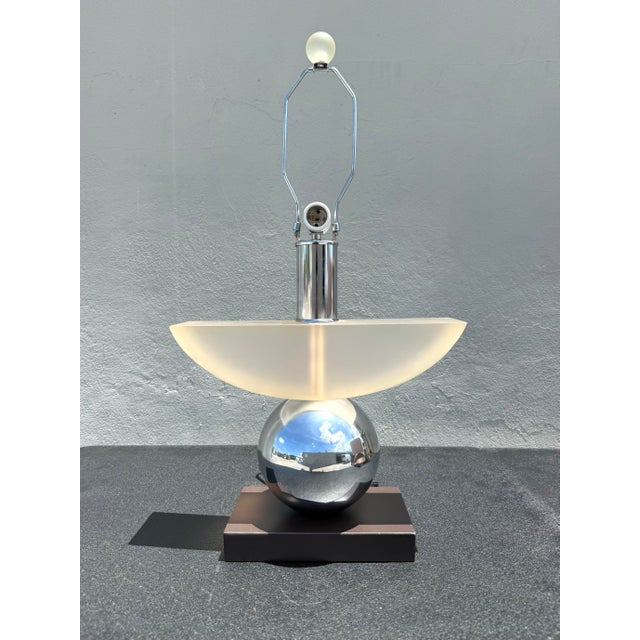 Vintage Postmodern Lucite and Chrome Lamp For Sale In West Palm - Image 6 of 7