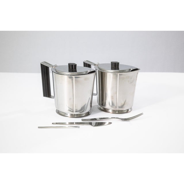 Mid-Century Modern 1920s Georg Jensen Serving Set Knife / Forks + Gense Pair of Teapots Stainless - 5 pcs For Sale - Image 3 of 11