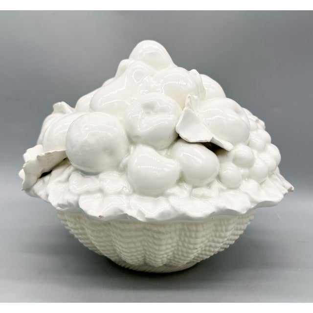 Ceramic Italian White Ceramic Grape Tureen or Covered Bowl - Blanc De Chine - Mid Century, Neoclassical, Hollywood Regency For Sale - Image 7 of 18