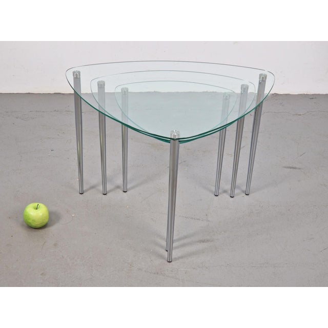 1970s Triangular Nesting Tables in Glass and Metal, 1970s, Set of 3 For Sale - Image 5 of 13