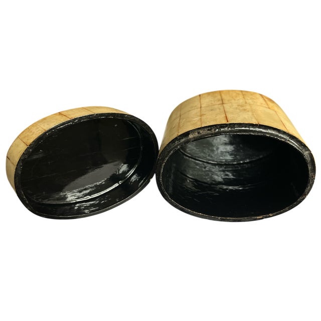 1980s Tessellated Bone and Black Lacquered Wood Box in the Style of Maitland-Smith For Sale In Jacksonville, FL - Image 6 of 9