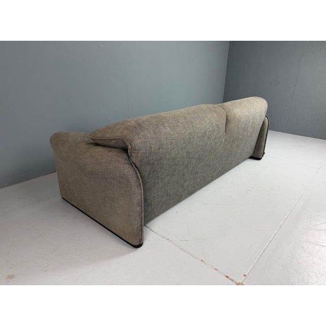 Maralunga 2.5 -Seater Sofa attributed to Vico Magistretti for Cassina, 1970s For Sale - Image 13 of 18