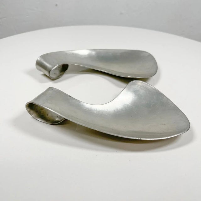 1970s 1970s Modernist Pewter Salad Serving Utensils by Shirley Charron Mid Century Mod For Sale - Image 5 of 13