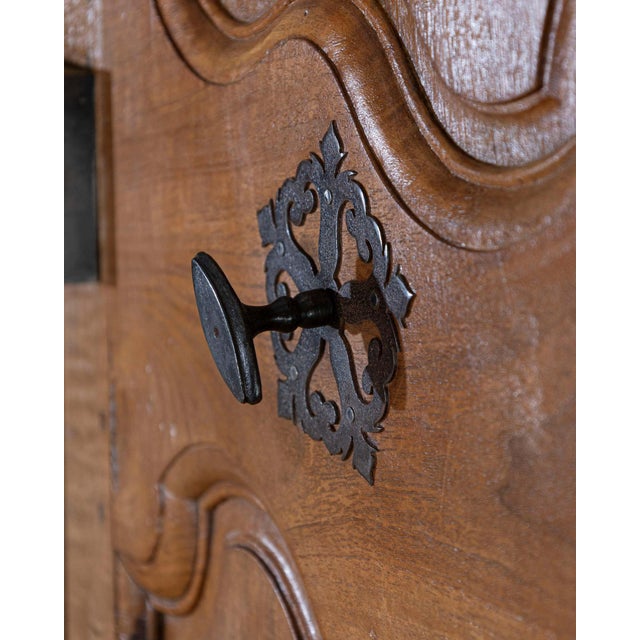 Two Pairs of 18th-Century French Walnut Communication Doors For Sale - Image 12 of 17