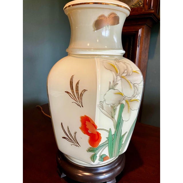 Mid 20th Century Vintage Asian-Inspired Ceramic Table Lamp With Floral Motif For Sale - Image 5 of 11
