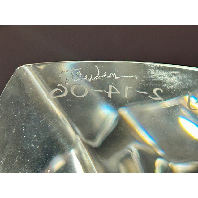 Traditional Vtg. Signed Steuben Crystal Heart Shaped Paperweight For Sale - Image 3 of 14
