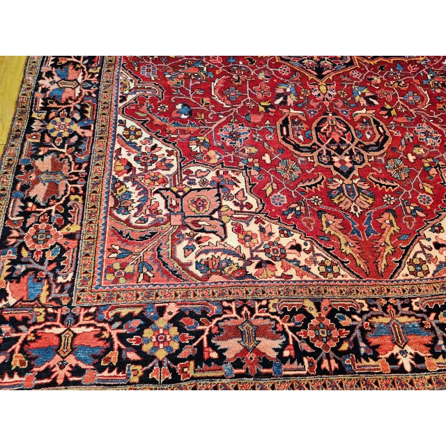 Vintage Persian Heriz Serapi Rug, Hand-Knotted Wool, Geometric Medallion Pattern, Red & Navy, 10x13 For Sale - Image 12 of 14