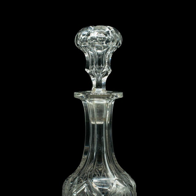 1950s Vintage English Etched Glass Fine Wine Decanter For Sale - Image 6 of 13