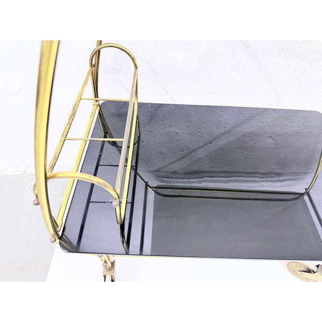 Streamline Bar Trolley in Brass and Glass, 1950s For Sale - Image 14 of 18