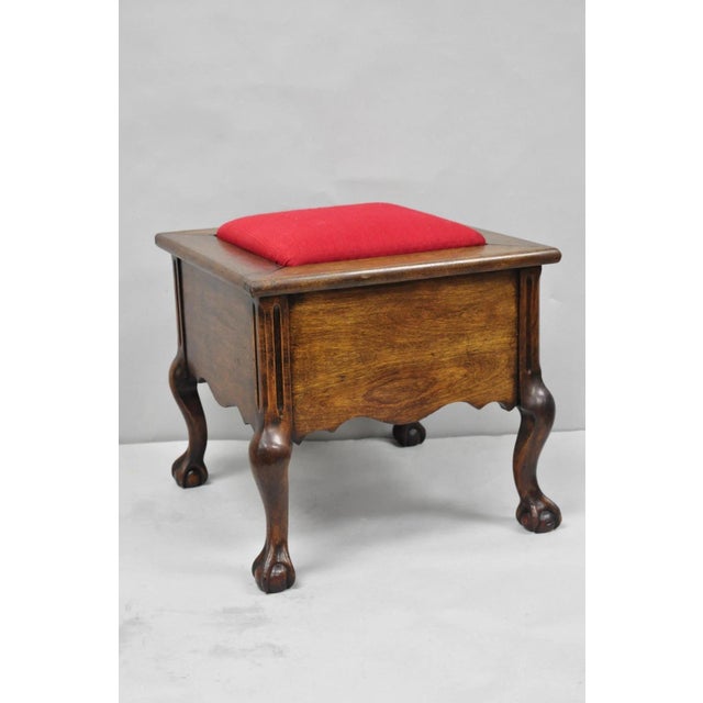 Antique Flip Top Georgian Chippendale Style Mahogany Shoe Shine Box Footstool For Sale - Image 18 of 18
