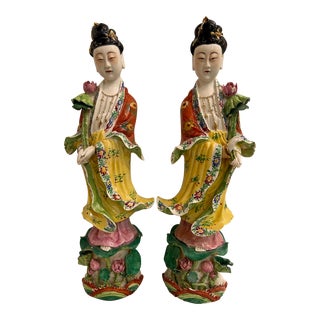 Early to Mid 20th Century Chinoiserie Porcelain Guanyin (Kwan Yin ) 16” Statues Handpainted - a Pair For Sale