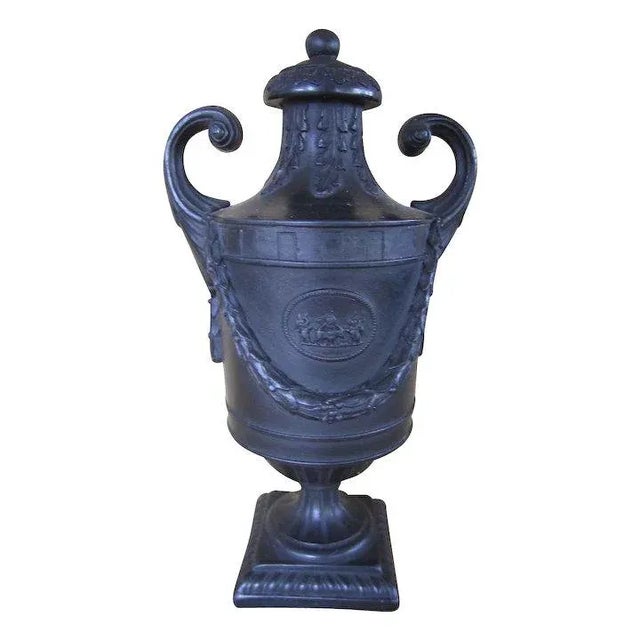 18th Century Classical Wedgwood Black Basalt Urn Vase & Cover For Sale - Image 11 of 11