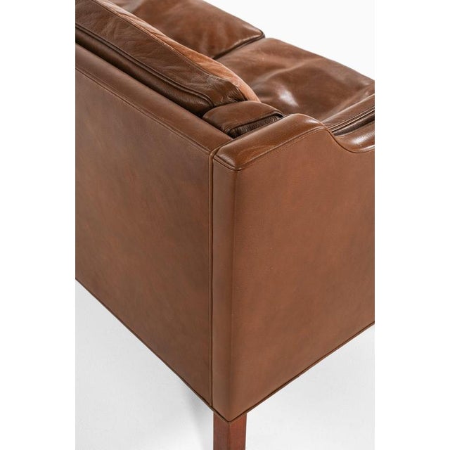 Wood Sofa in Teak and Original Leather Model 2213 attributed to Børge Mogensen, 1963 For Sale - Image 7 of 8