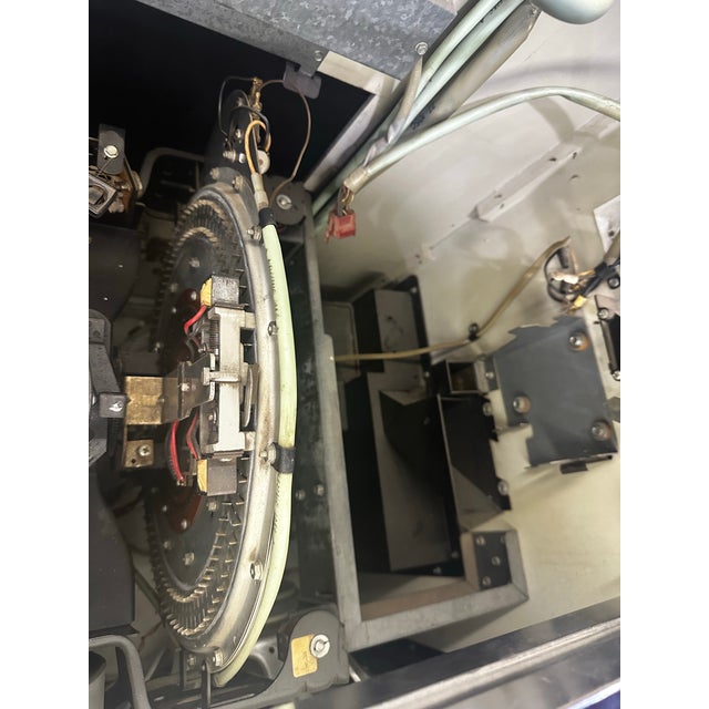 American 1970s Classic Rockola Model 444 For Sale - Image 3 of 12