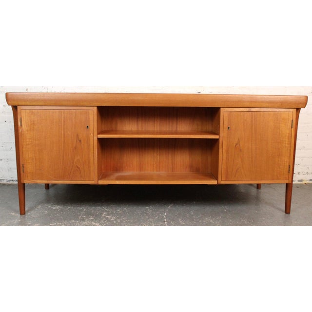 Mid-Century Double-Sided Teak "No. 12" Desk by k.b. Simonsen for Faarup Møbelfabrik For Sale - Image 13 of 18