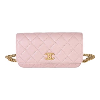 Light Pink Quilted Caviar Sweetheart Phone Holder With Chain Handbag For Sale