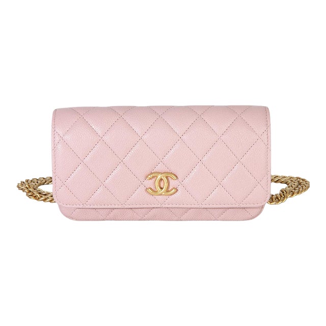 Light Pink Quilted Caviar Sweetheart Phone Holder With Chain Handbag For Sale