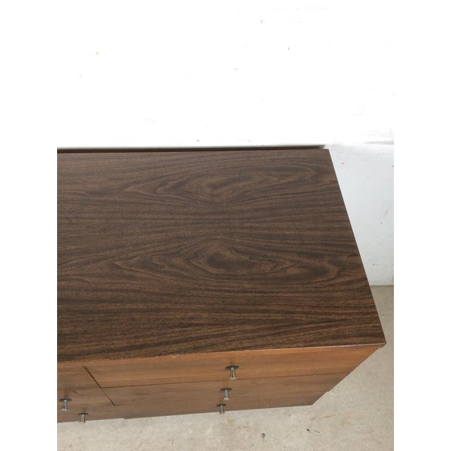 Wood Mid Century Modern Six Drawer Dresser With Chrome Hardware by Stanley For Sale - Image 7 of 16