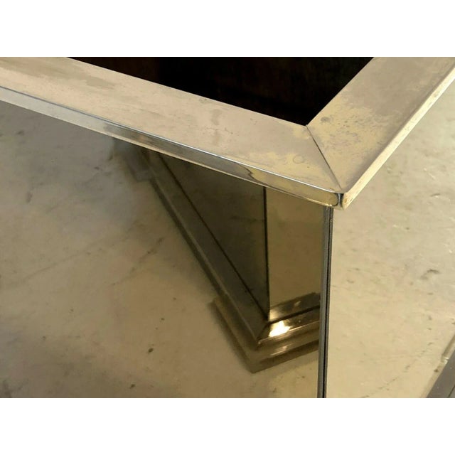 Gold Large Planters by Guy Lefèvre for Maison Jansen, 1970s, Set of 2 For Sale - Image 8 of 10